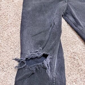 Abercrombie Curve Love 90s Straight Ultra High Rise 29/8 Ripped Black Jeans